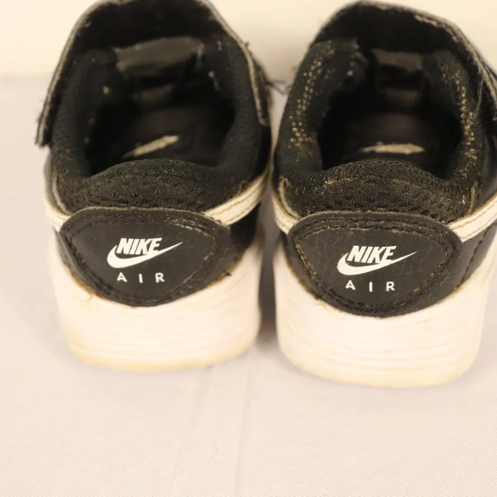 Nike Air Infant size US 6c Made in Indonesia Black and White